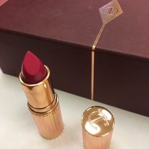 Charlotte Tilbury lipstick